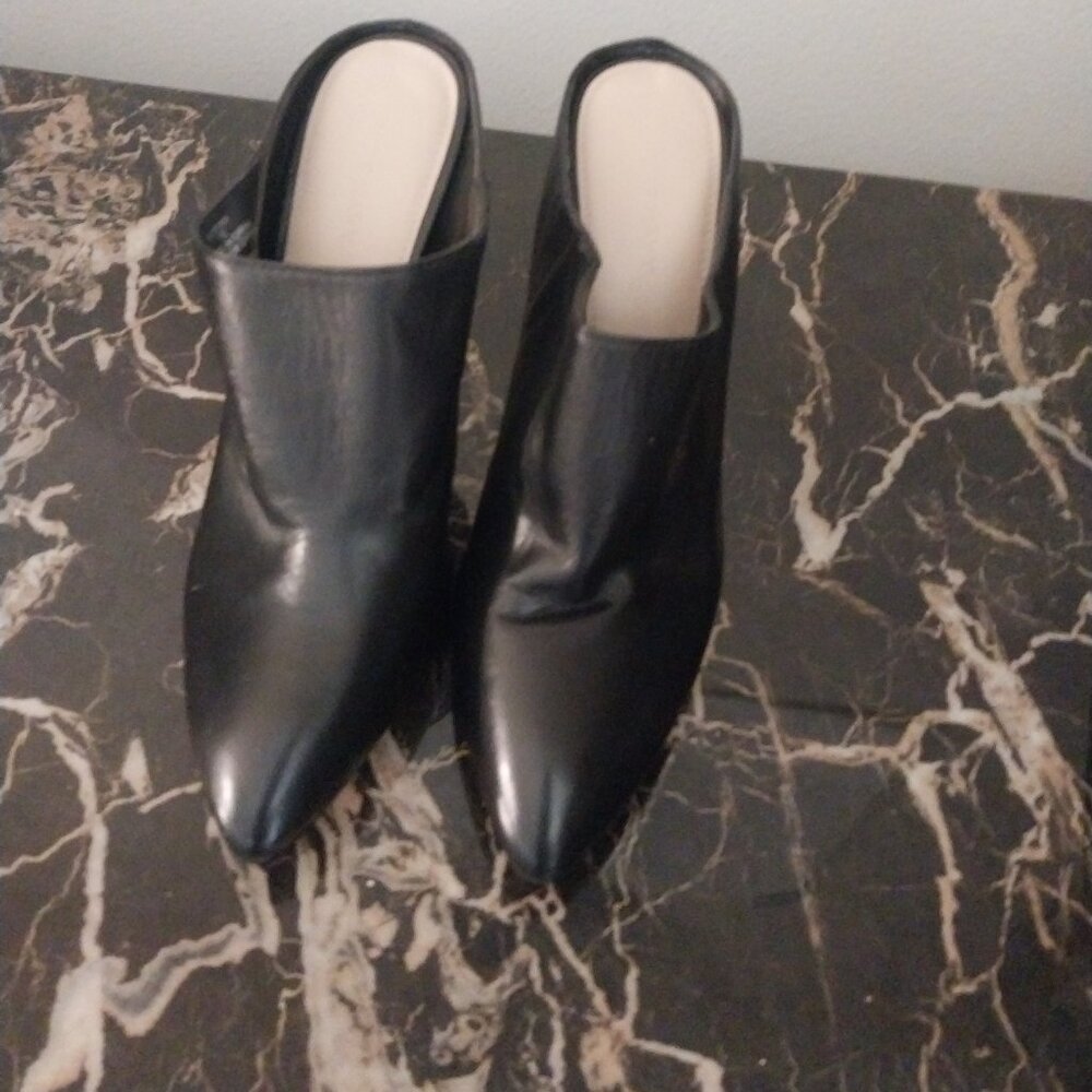 Pure Navy Mule/Clog/Sandal/Slide (never worn)